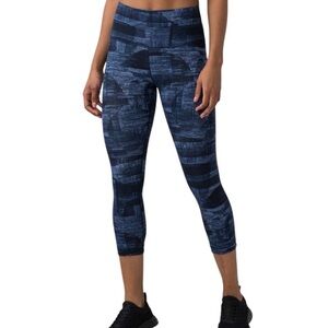 Lululemon wunder under crop size 4
